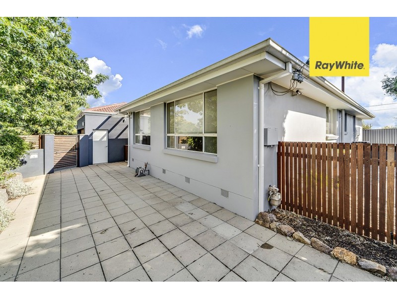 24 Broadbent Street, Scullin ACT 2614