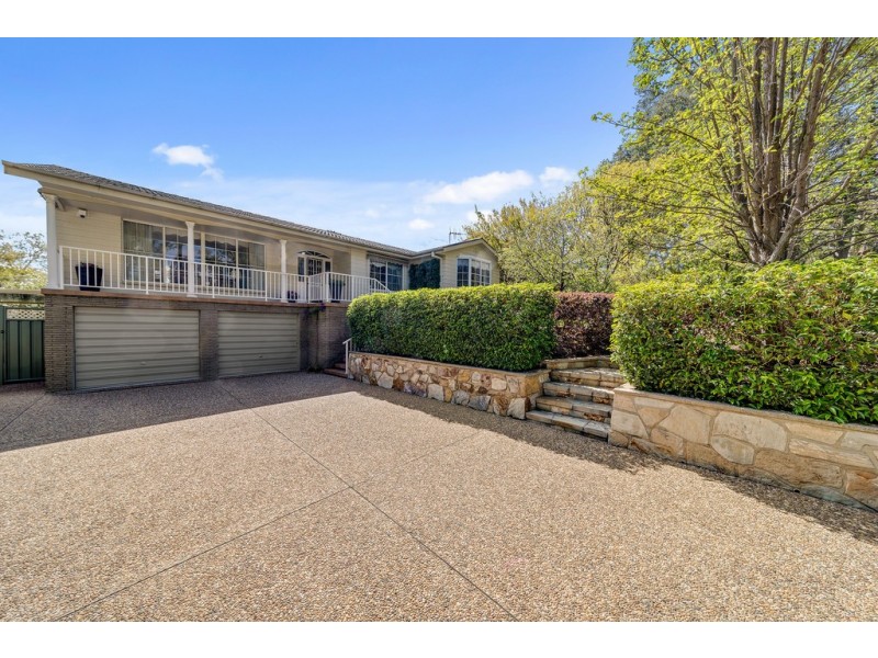 33 Barada Crescent, Aranda ACT 2614