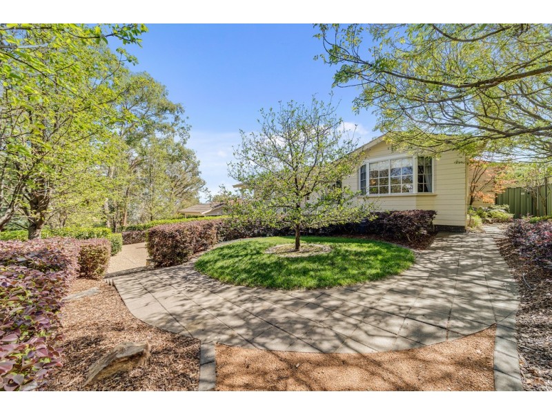 33 Barada Crescent, Aranda ACT 2614