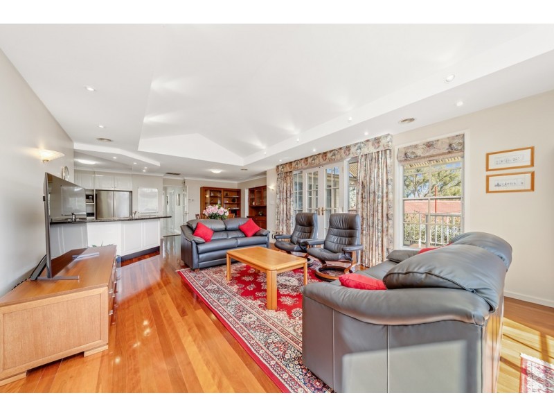 33 Barada Crescent, Aranda ACT 2614