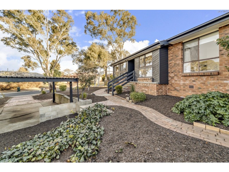 9 Emerton Street, Evatt ACT 2617
