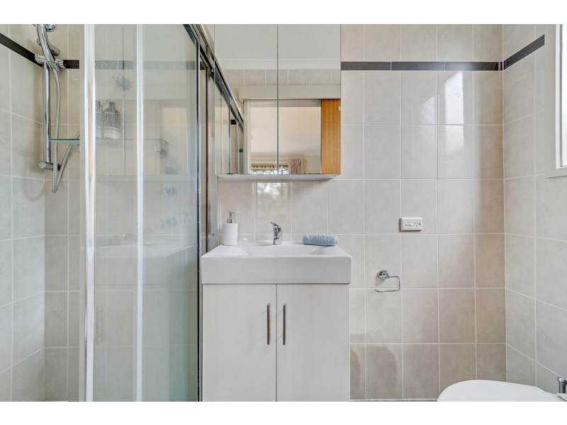 10 Greeves Street, Wanniassa ACT 2903