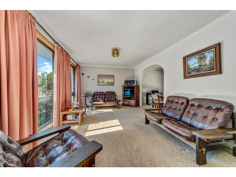 2 Cheeseman Place, Gowrie ACT 2904