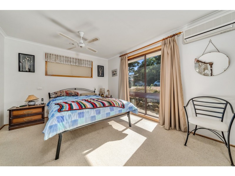 2 Cheeseman Place, Gowrie ACT 2904