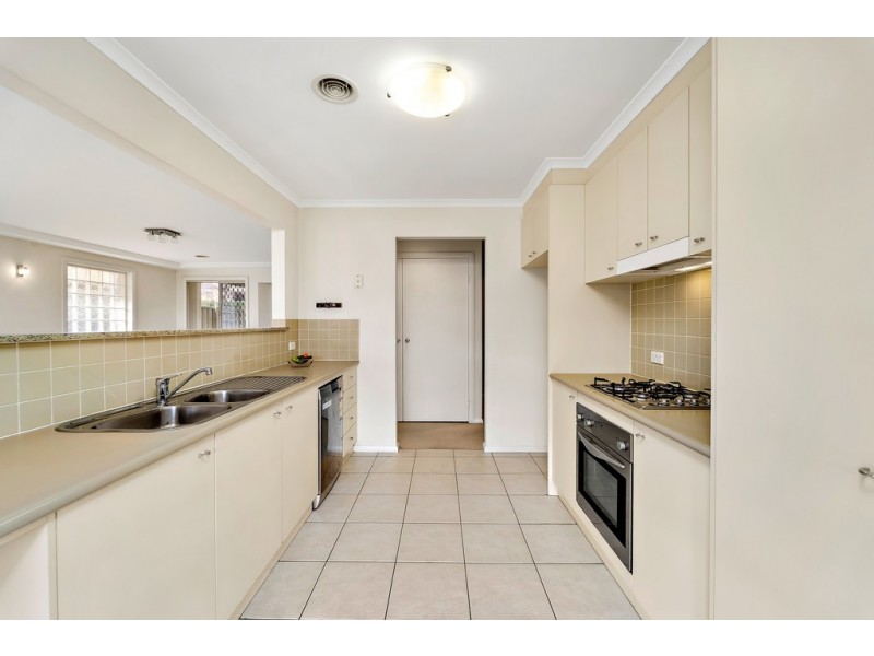 15/6 Kettlewell Crescent, Banks ACT 2906