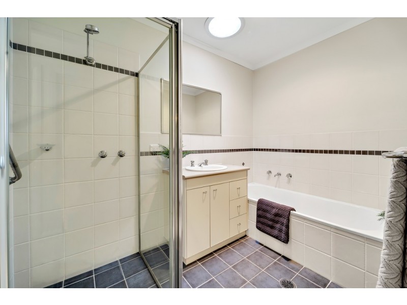 15/6 Kettlewell Crescent, Banks ACT 2906