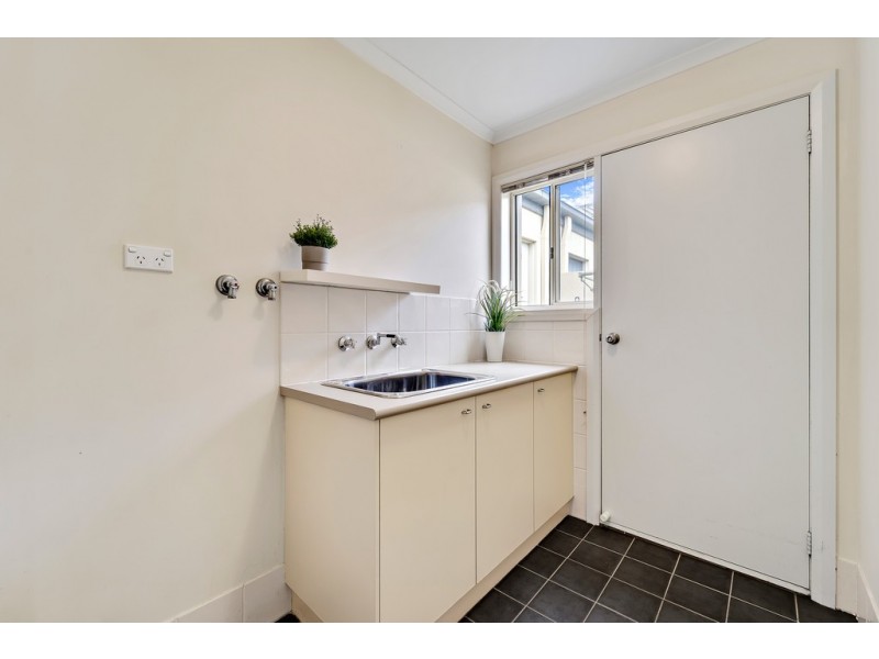 15/6 Kettlewell Crescent, Banks ACT 2906