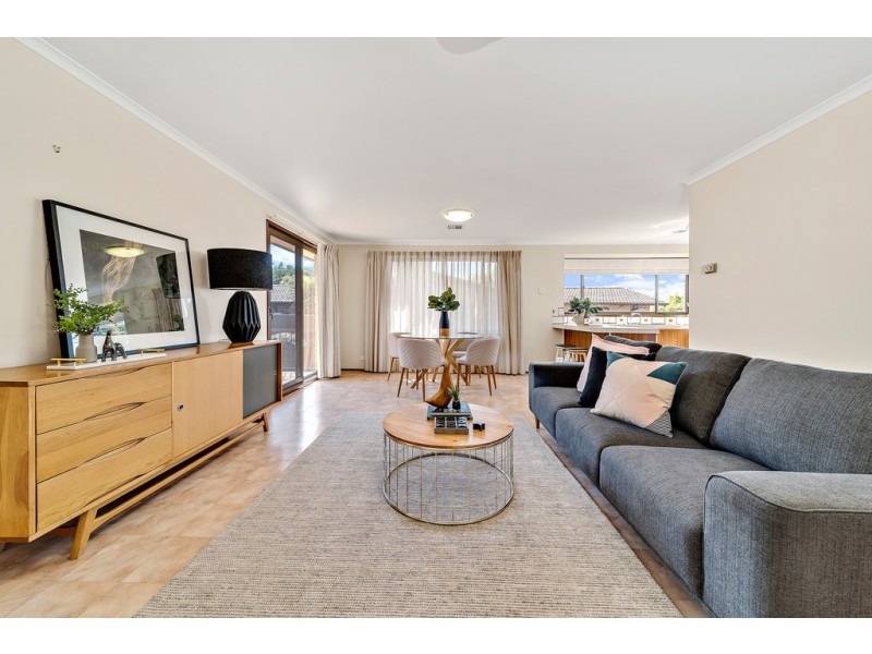 27 Fitzhardinge Crescent, Evatt ACT 2617