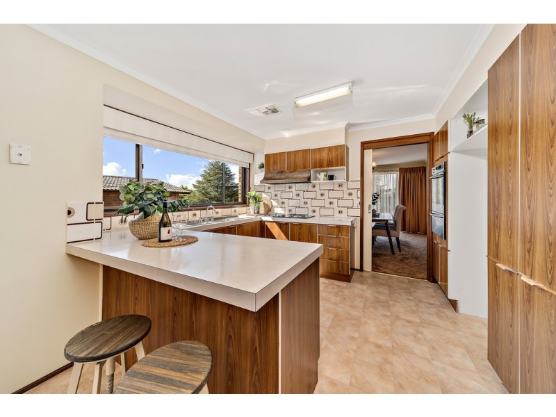 27 Fitzhardinge Crescent, Evatt ACT 2617