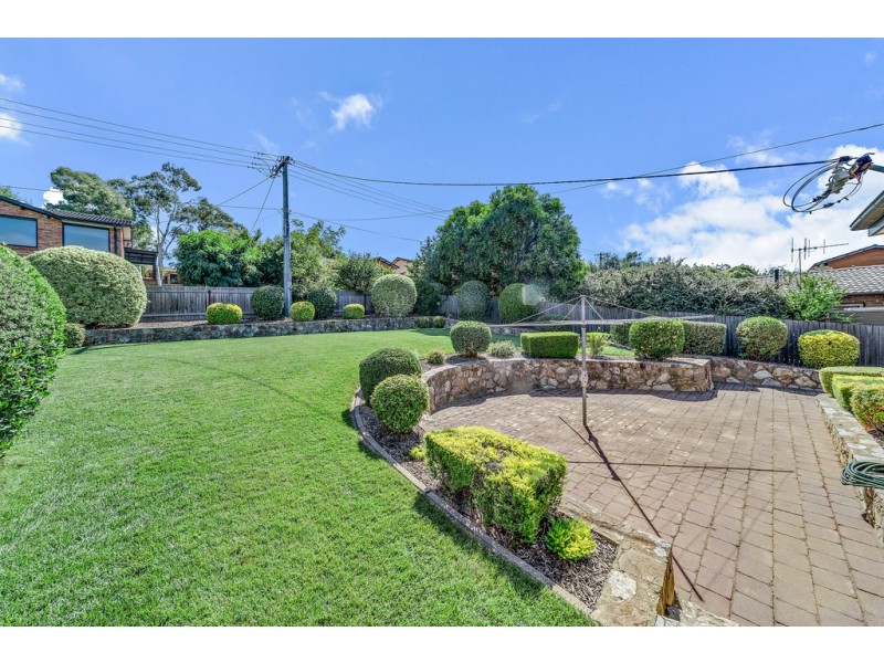 27 Fitzhardinge Crescent, Evatt ACT 2617