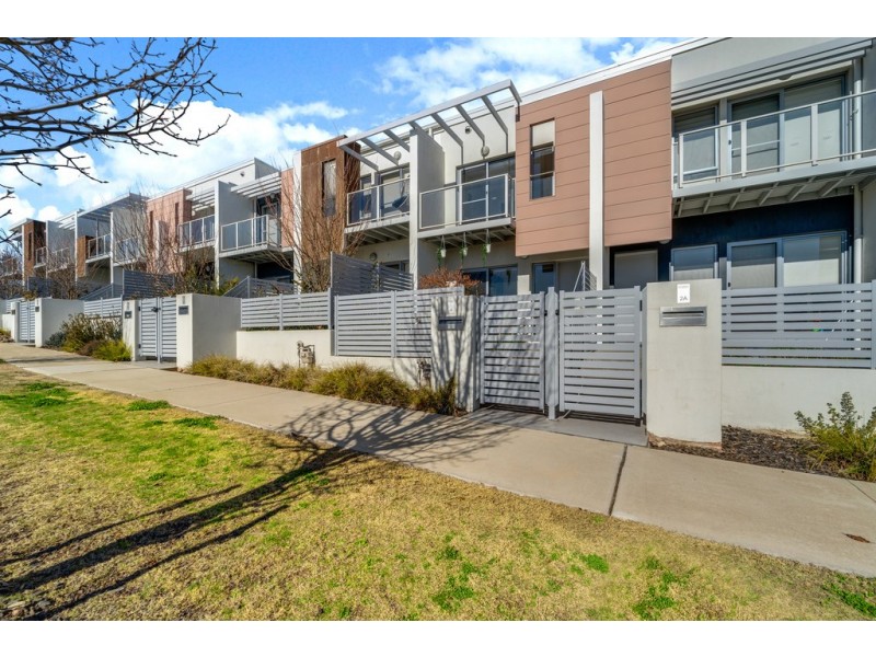 4 Junee Street, Crace ACT 2911