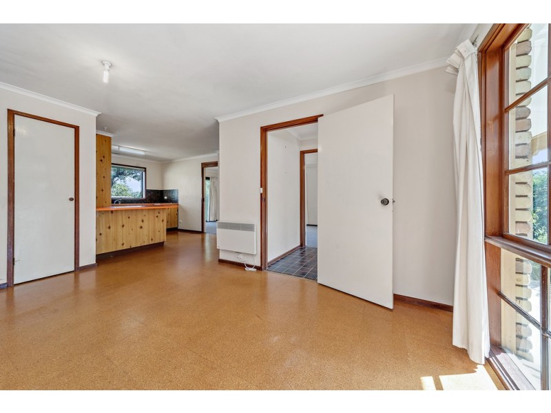 9 McQuade Close, Charnwood ACT 2615