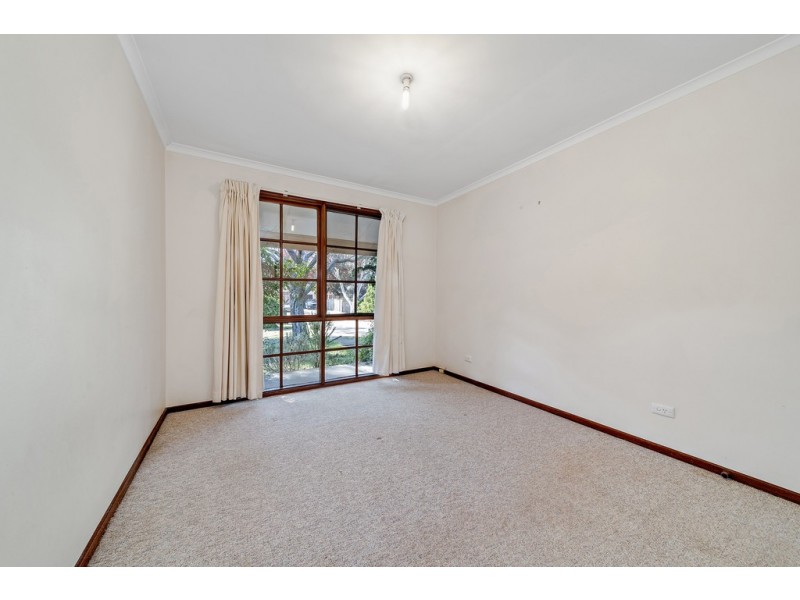 9 McQuade Close, Charnwood ACT 2615