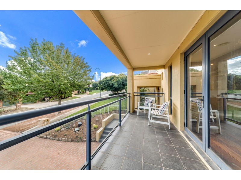 4 Sutcliffe Street, Nicholls ACT 2913