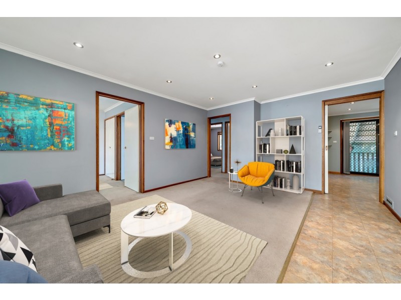 5 Charlton Crescent, Gordon ACT 2906