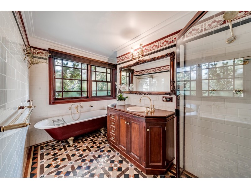 41 Halloran Drive, Jerrabomberra NSW 2619