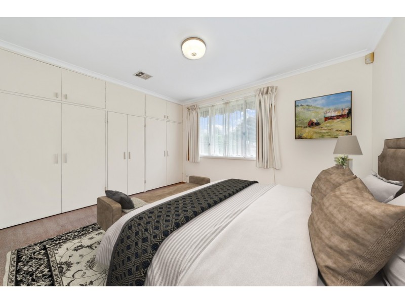 57 MacLaurin Crescent, Chifley ACT 2606