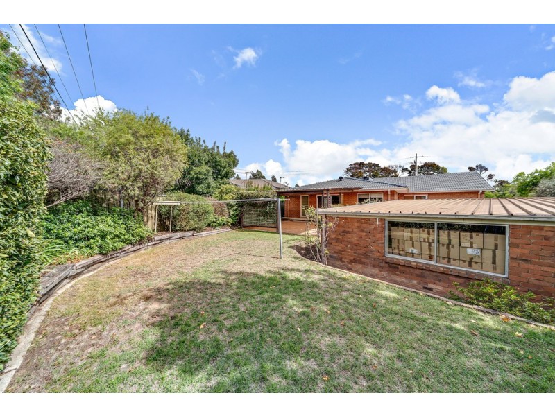 57 MacLaurin Crescent, Chifley ACT 2606