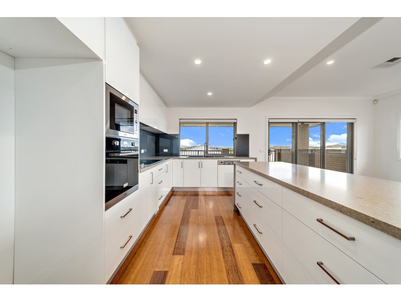 20 Fingal Street, Crace ACT 2911