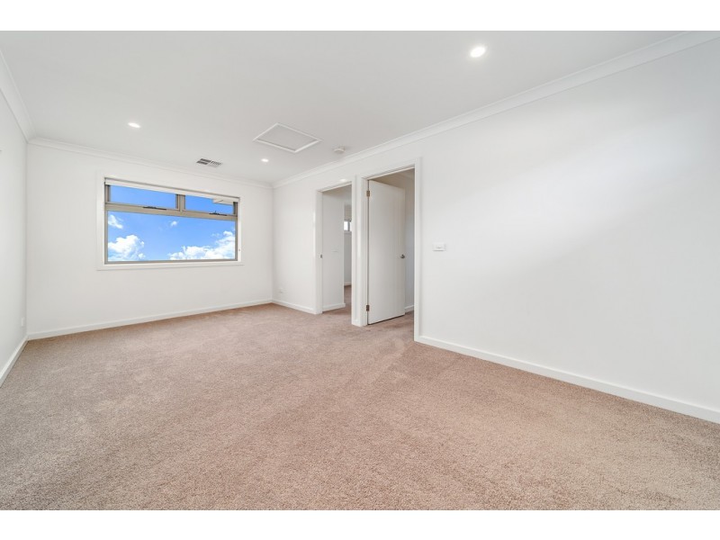 20 Fingal Street, Crace ACT 2911