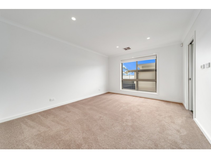 20 Fingal Street, Crace ACT 2911