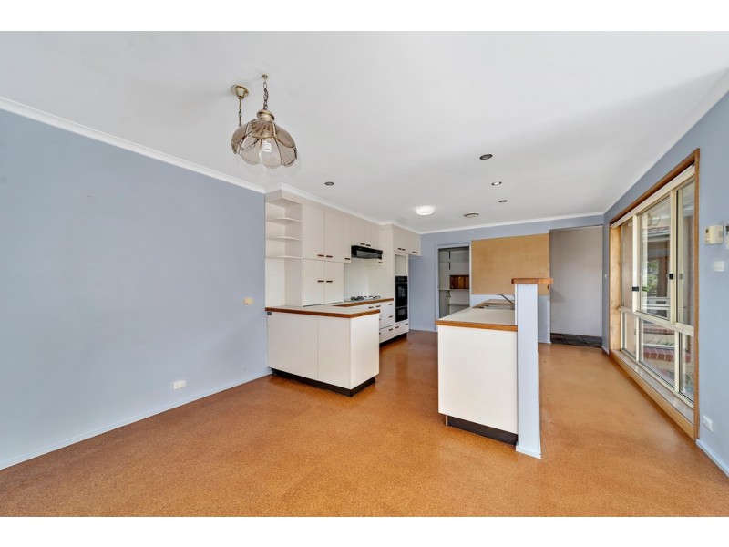 4 Kilby Crescent, Weetangera ACT 2614