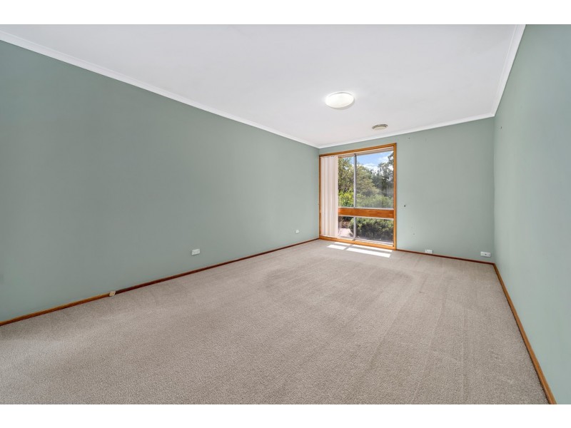 4 Kilby Crescent, Weetangera ACT 2614