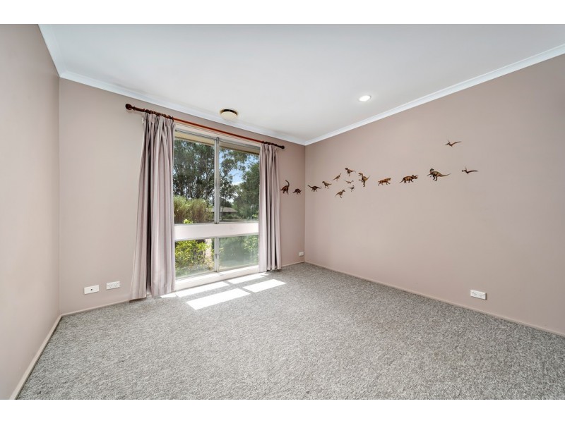 4 Kilby Crescent, Weetangera ACT 2614