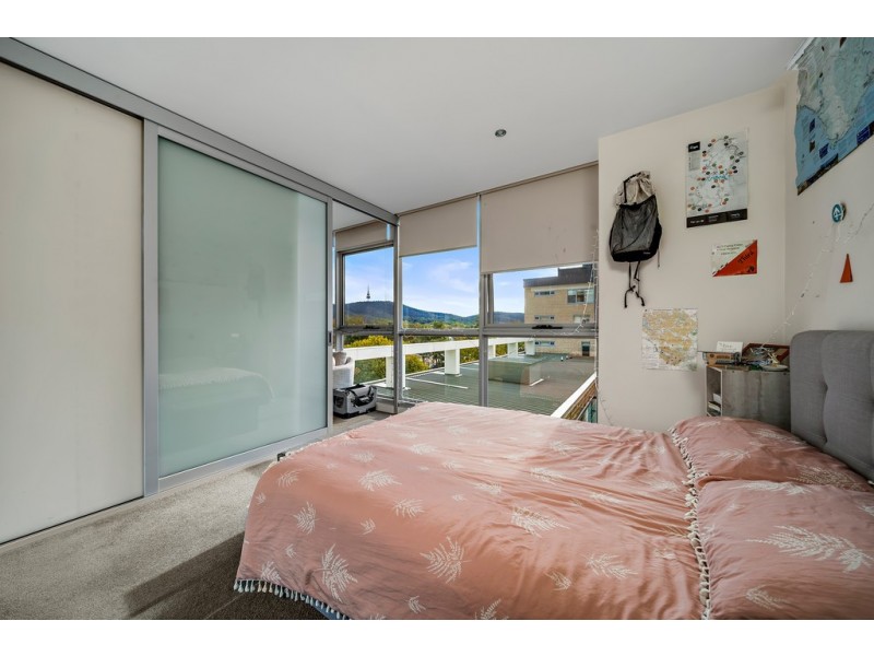 49/2 Edinburgh Ave, City ACT 2601