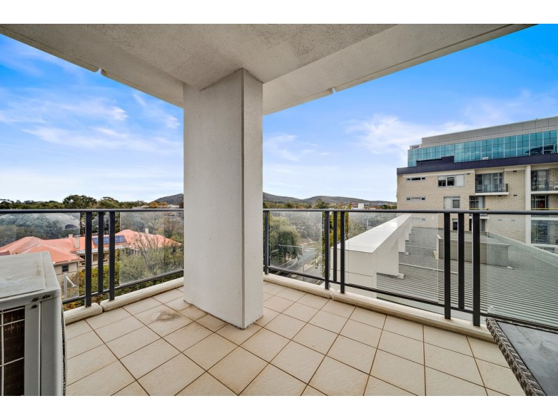 49/2 Edinburgh Ave, City ACT 2601