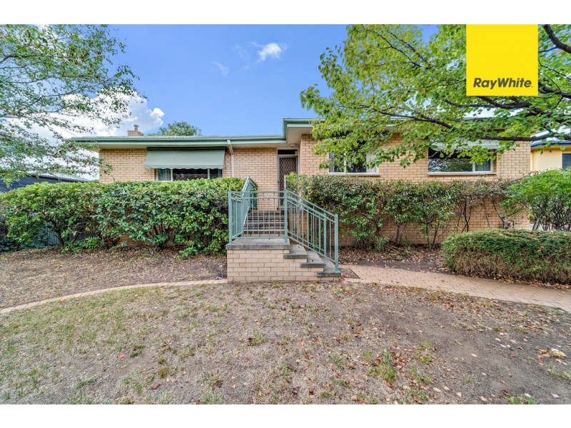 33 Pridham Street, Farrer ACT 2607