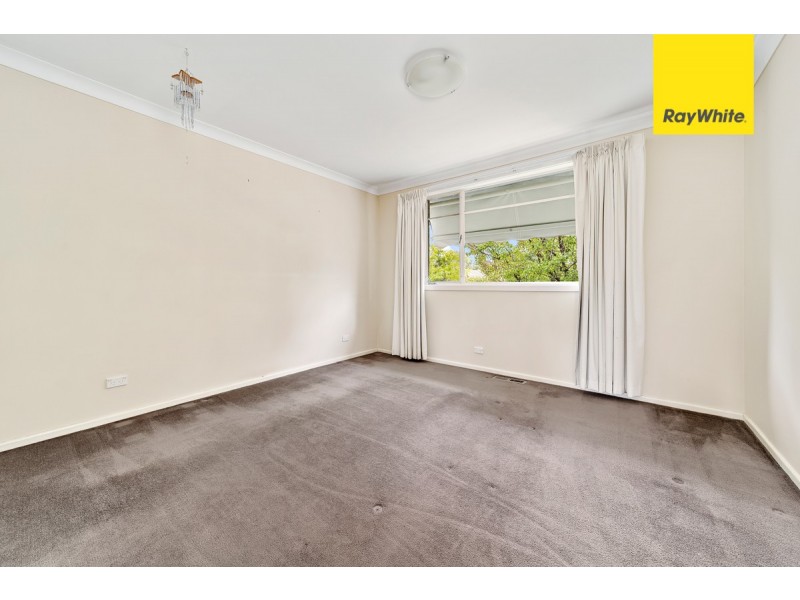 33 Pridham Street, Farrer ACT 2607