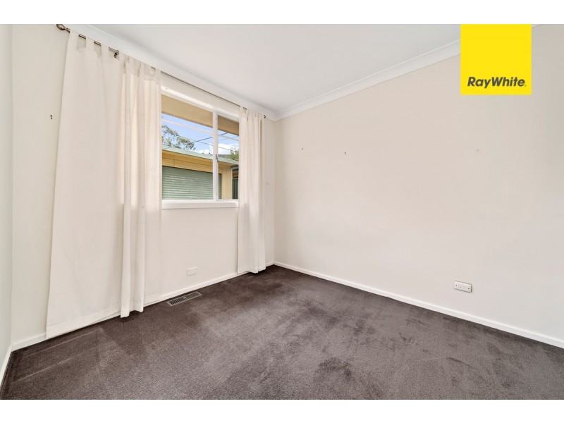 33 Pridham Street, Farrer ACT 2607