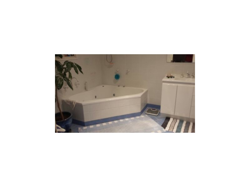 10 Webber Place, Holt ACT 2615