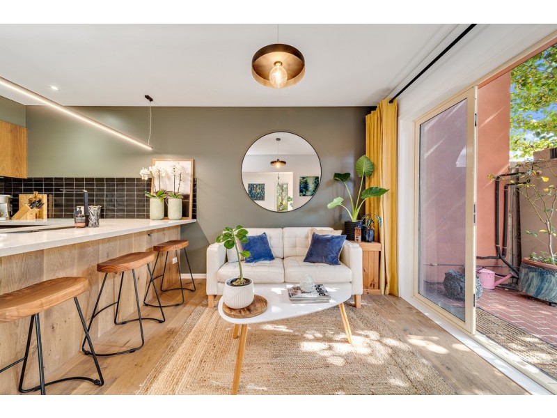 2/15 Towns Cres, Turner ACT 2612