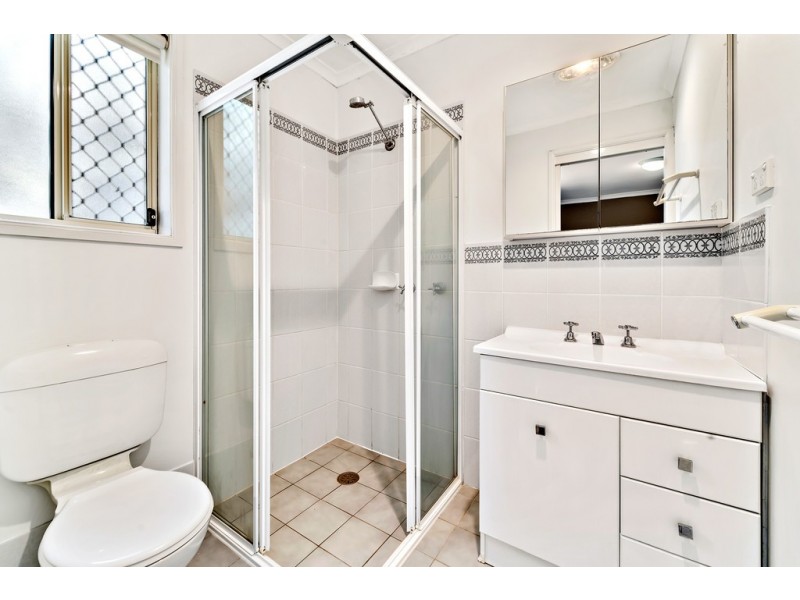 4/22 Cashion Court, Dunlop ACT 2615