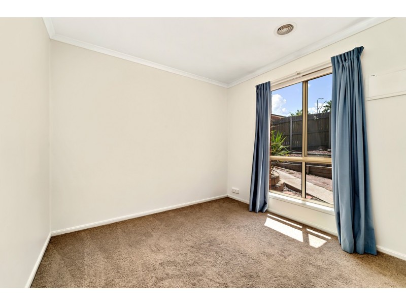 4/22 Cashion Court, Dunlop ACT 2615