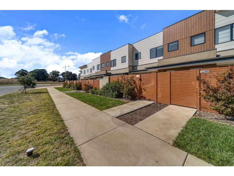 88 Wanderlight Avenue, Lawson ACT 2617