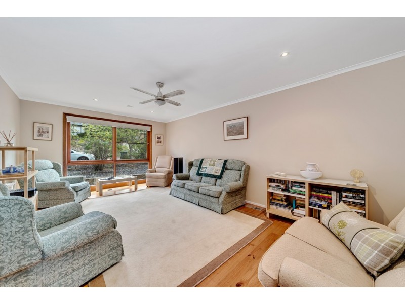 32 Max Henry Crescent, Macarthur ACT 2904