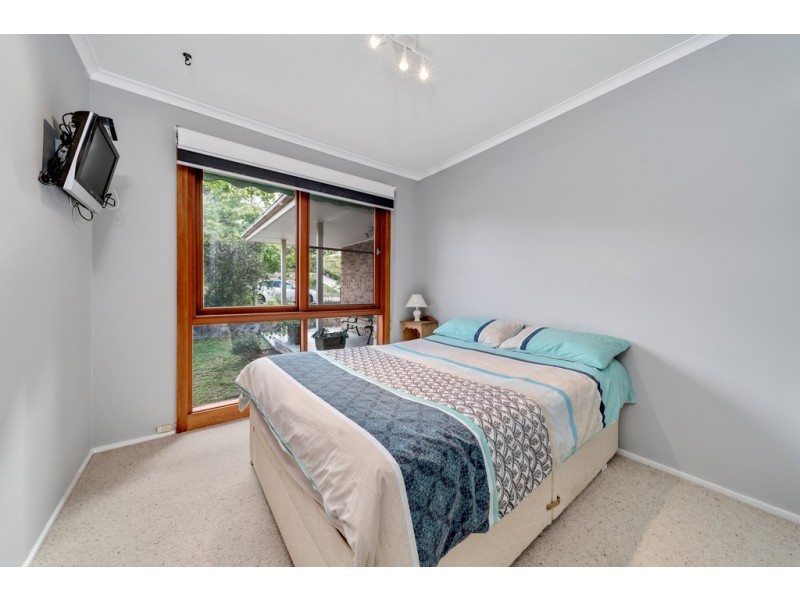 32 Max Henry Crescent, Macarthur ACT 2904