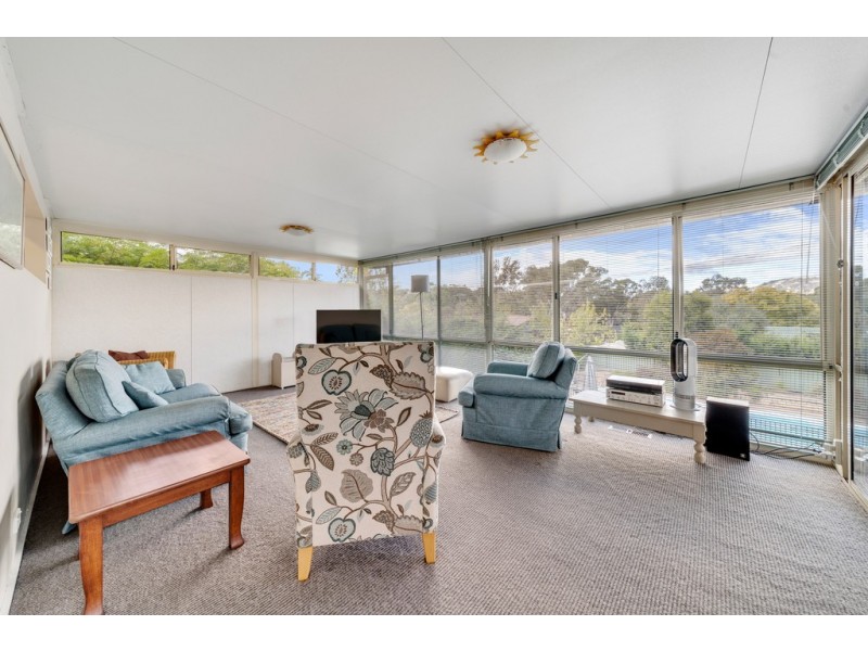 32 Max Henry Crescent, Macarthur ACT 2904