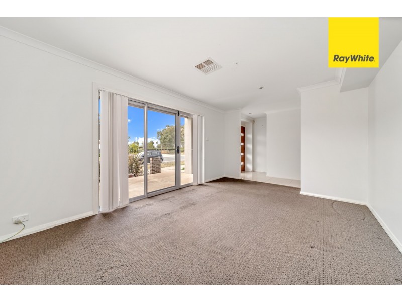 77 Plimsoll Drive, Casey ACT 2913