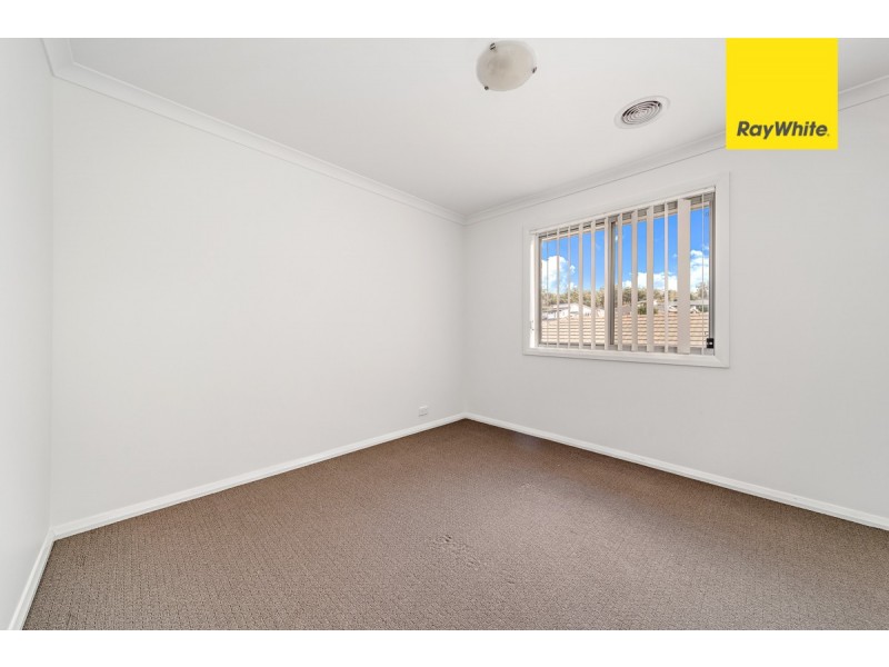 77 Plimsoll Drive, Casey ACT 2913