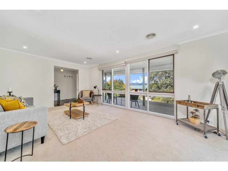 32 Balfour Crescent, Wanniassa ACT 2903