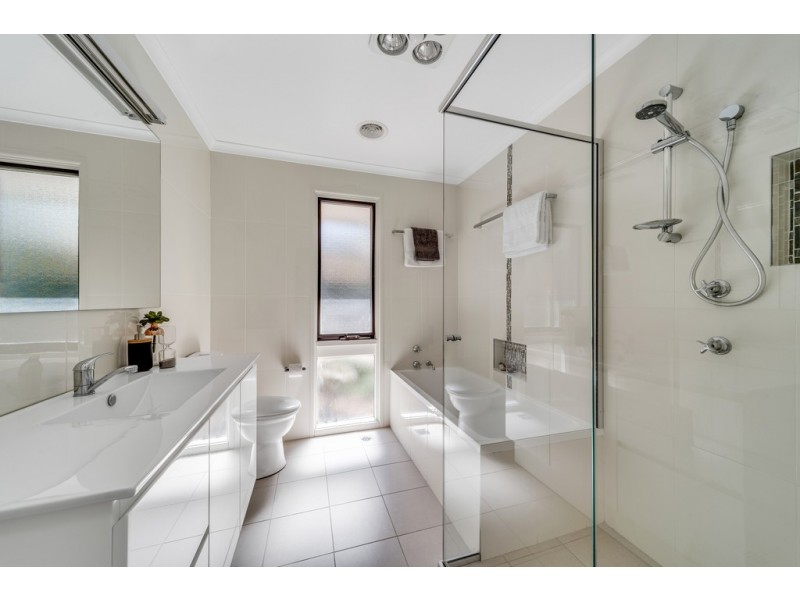 32 Balfour Crescent, Wanniassa ACT 2903
