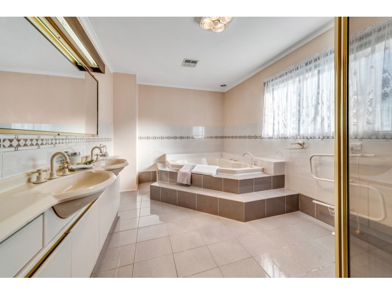 6 Shasta Place, Isabella Plains ACT 2905