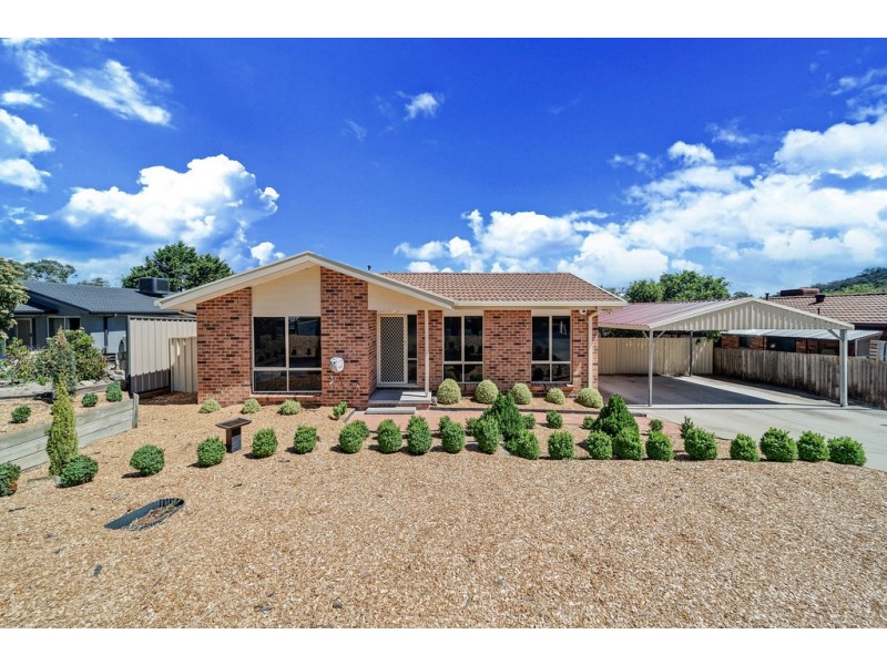 15 Ina Gregory Circuit, Conder ACT 2906