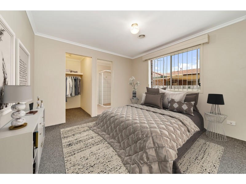 12 Lapsley Street, Dunlop ACT 2615