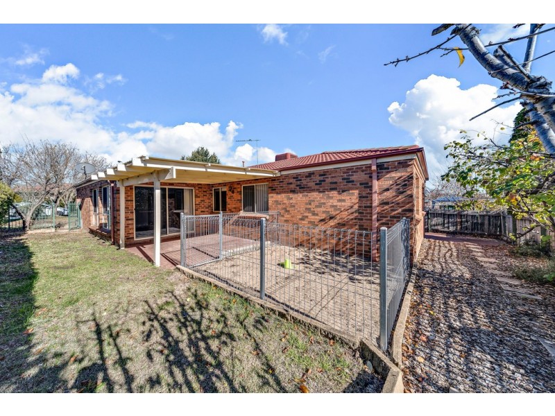 12 Lapsley Street, Dunlop ACT 2615