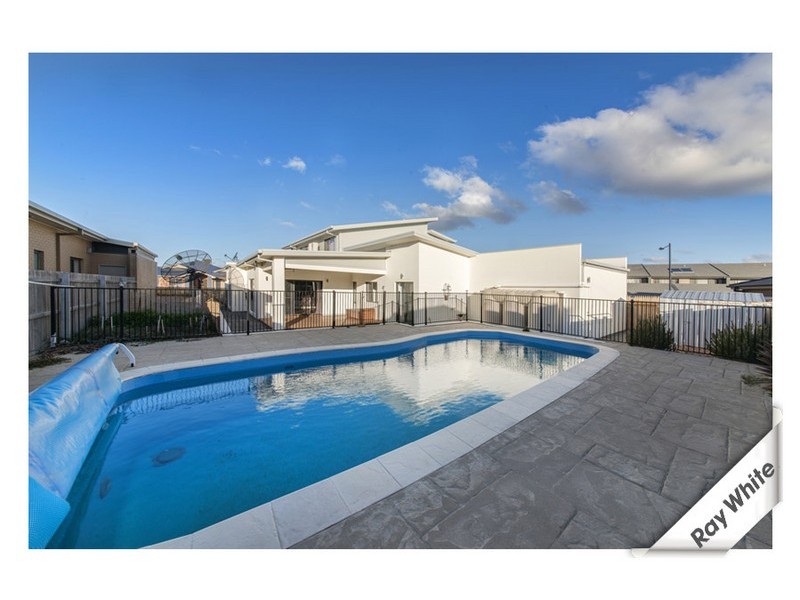 5 Doris Turner Street, Forde ACT 2914